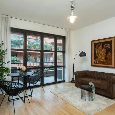 Stazione - Nuovo E Moderno Appartamento. Apartamento